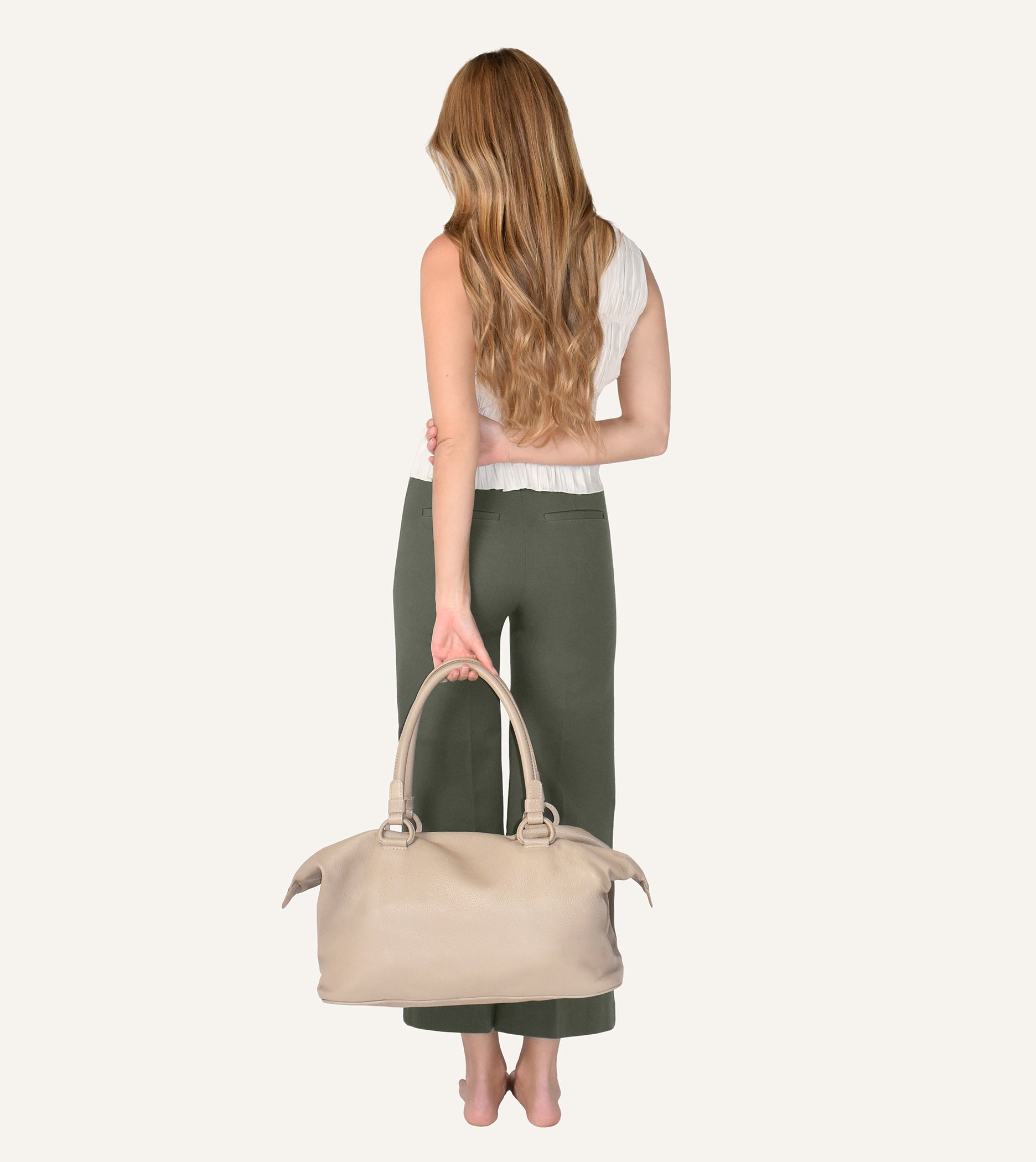 Ava Overnight Bag in Clay