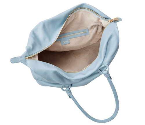 Clarita Weekender in Sky