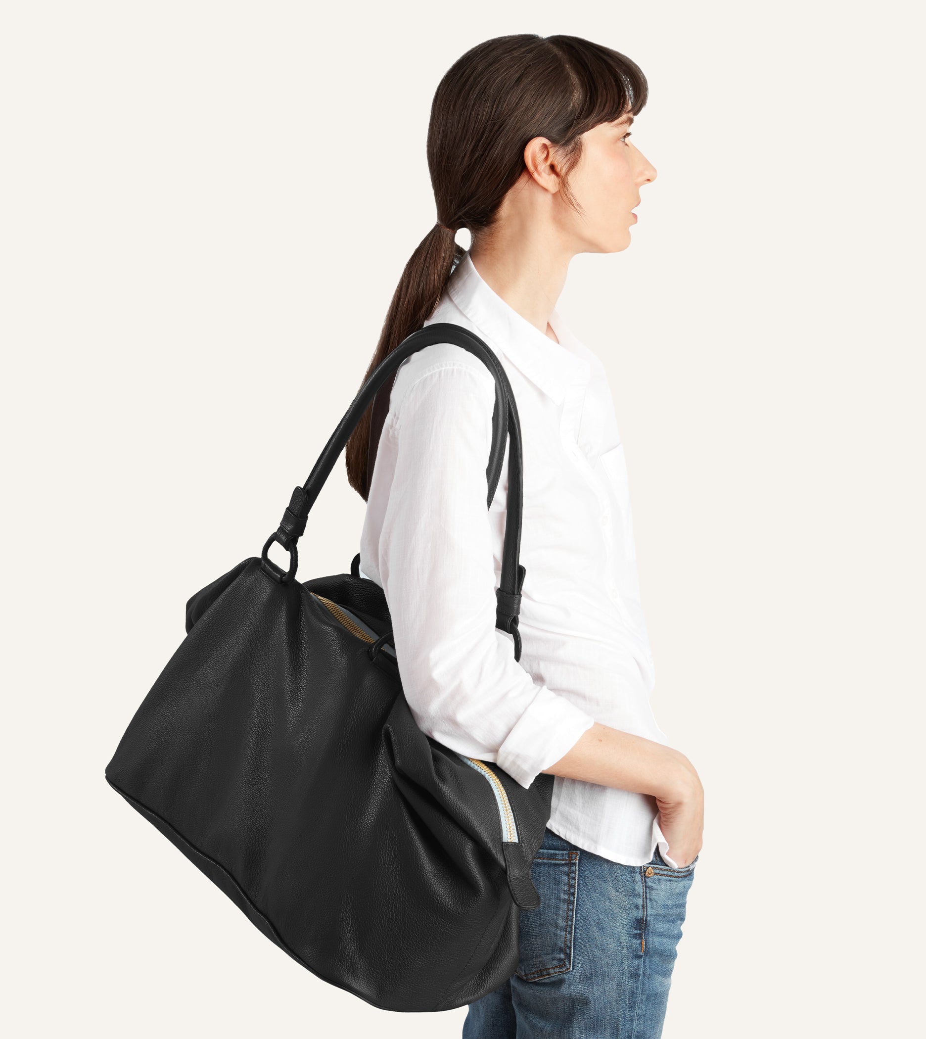 Clarita Weekender in Black