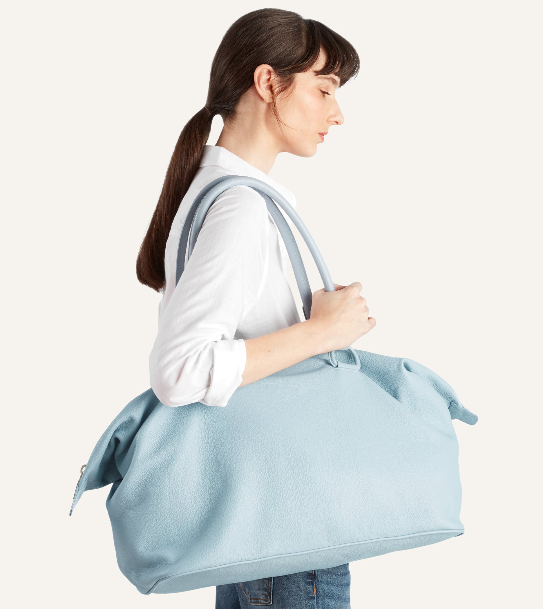 Clarita Weekender in Sky